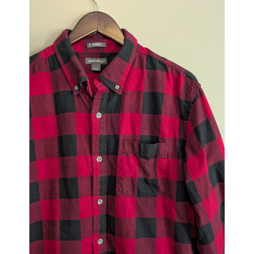Eddie Bauer Mens Large L Red Black Buffalo Plaid Flannel Shirt Relaxed Fit LS